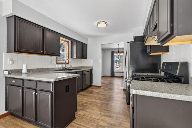 5815 Candover Road, Loves Park, IL 61111