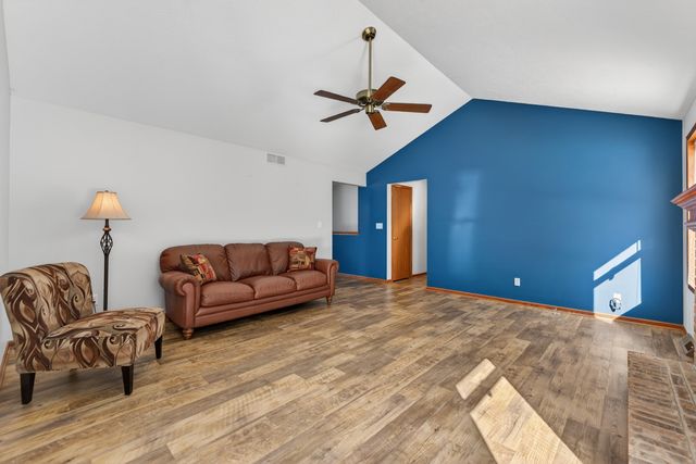 5815 Candover Road, Loves Park, IL 61111