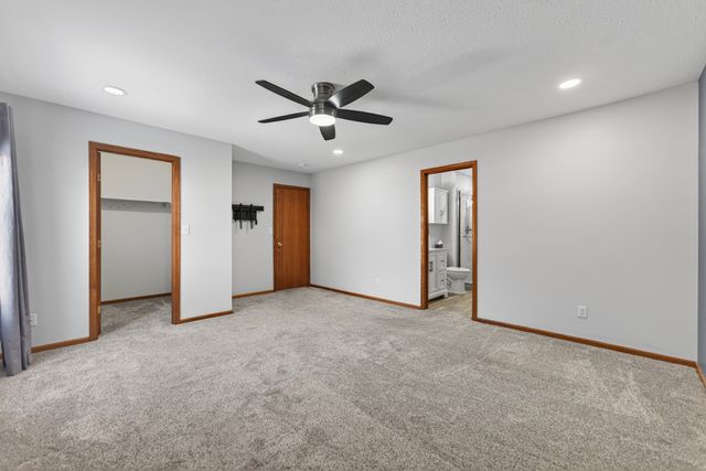 5815 Candover Road, Loves Park, IL 61111