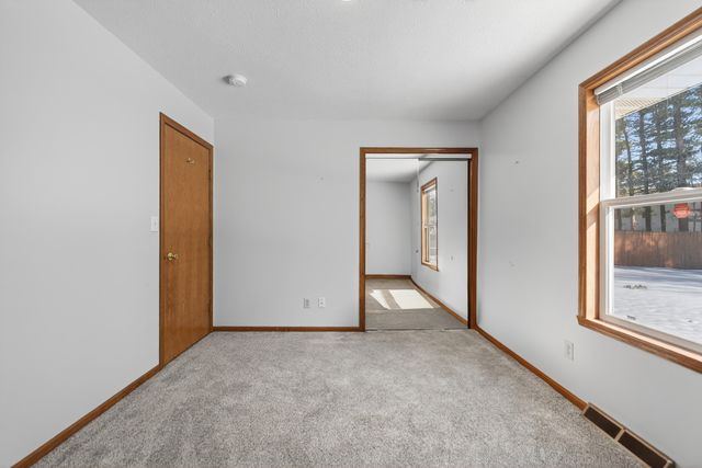 5815 Candover Road, Loves Park, IL 61111