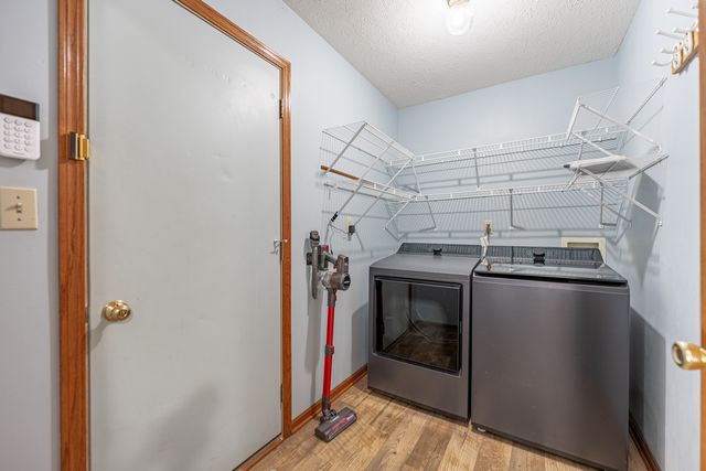 5815 Candover Road, Loves Park, IL 61111