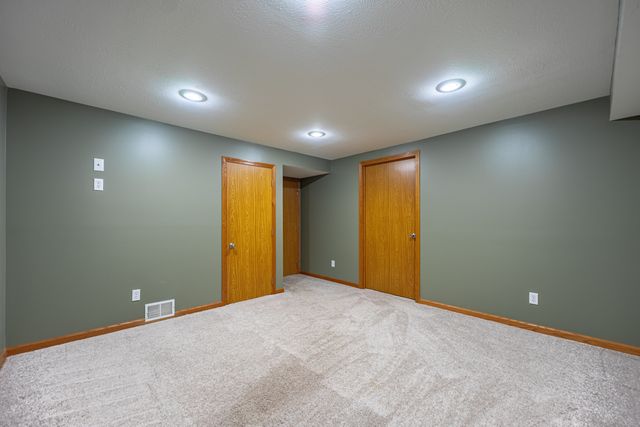 5815 Candover Road, Loves Park, IL 61111