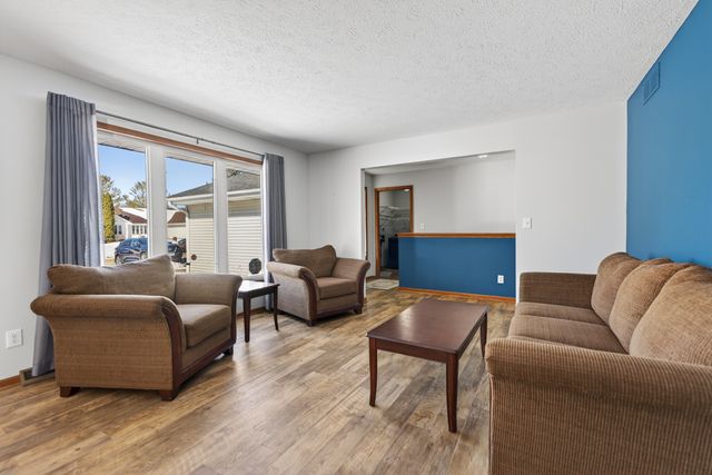 5815 Candover Road, Loves Park, IL 61111