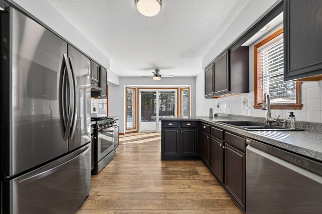 5815 Candover Road, Loves Park, IL 61111