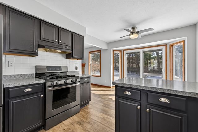 5815 Candover Road, Loves Park, IL 61111