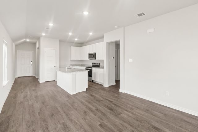 2437 Texas Ash Way, Fort Worth, TX 76123