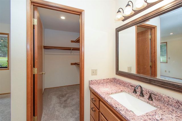 105 Fairway Drive, Sequim, WA 98382