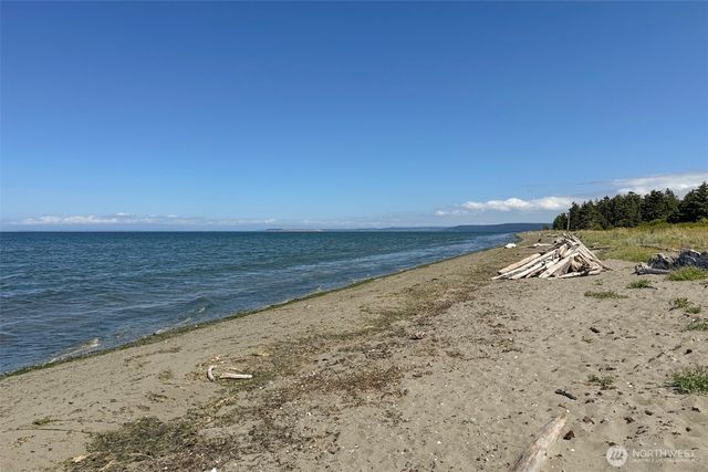 105 Fairway Drive, Sequim, WA 98382