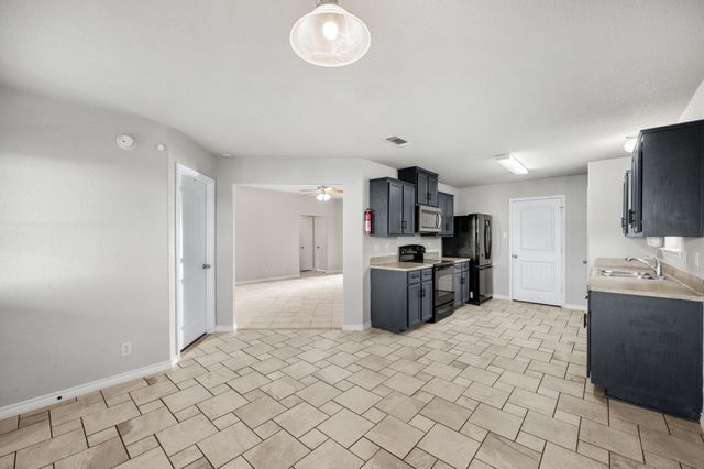 3711 Ida DR, Killeen, TX 76549