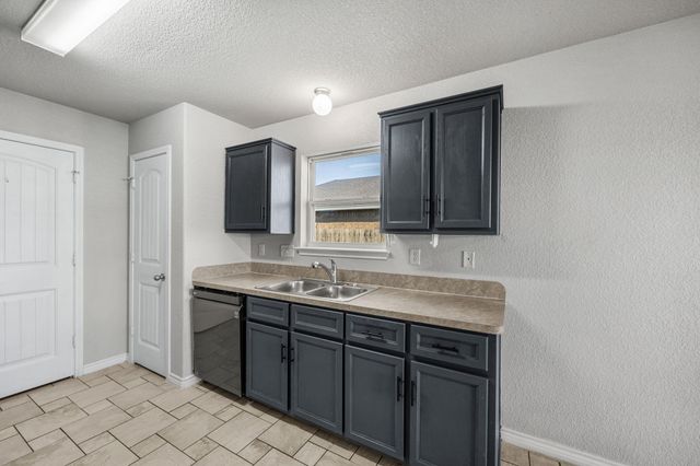 3711 Ida DR, Killeen, TX 76549