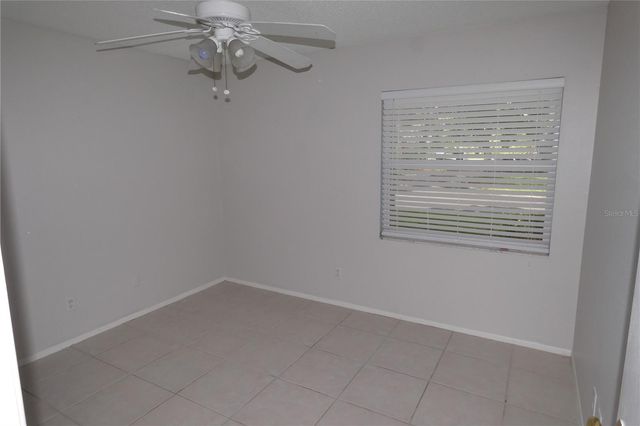 525 MORENO CIRCLE NE, St Petersburg, FL 33703