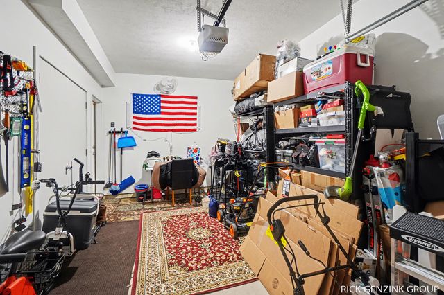 392 Harbor Town Court 4, Holland, MI 49423