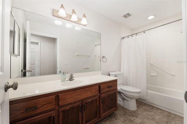 2432 SE 18TH CIRCLE, Ocala, FL 34471