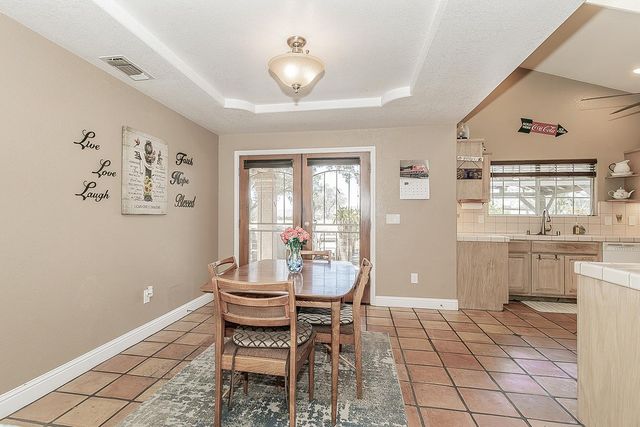 14176 Oak View Drive, Prather, CA 93651