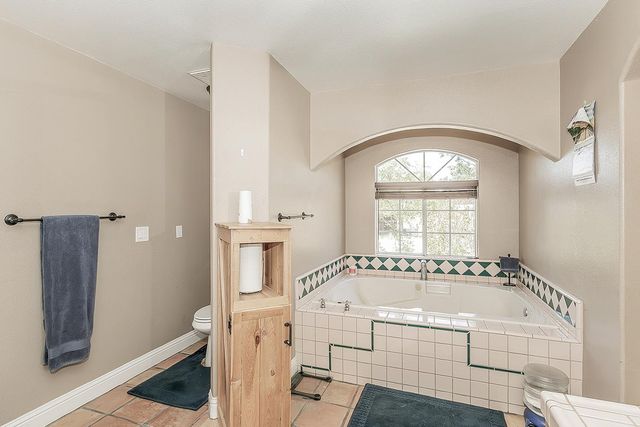 14176 Oak View Drive, Prather, CA 93651
