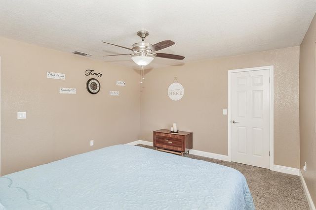 14176 Oak View Drive, Prather, CA 93651