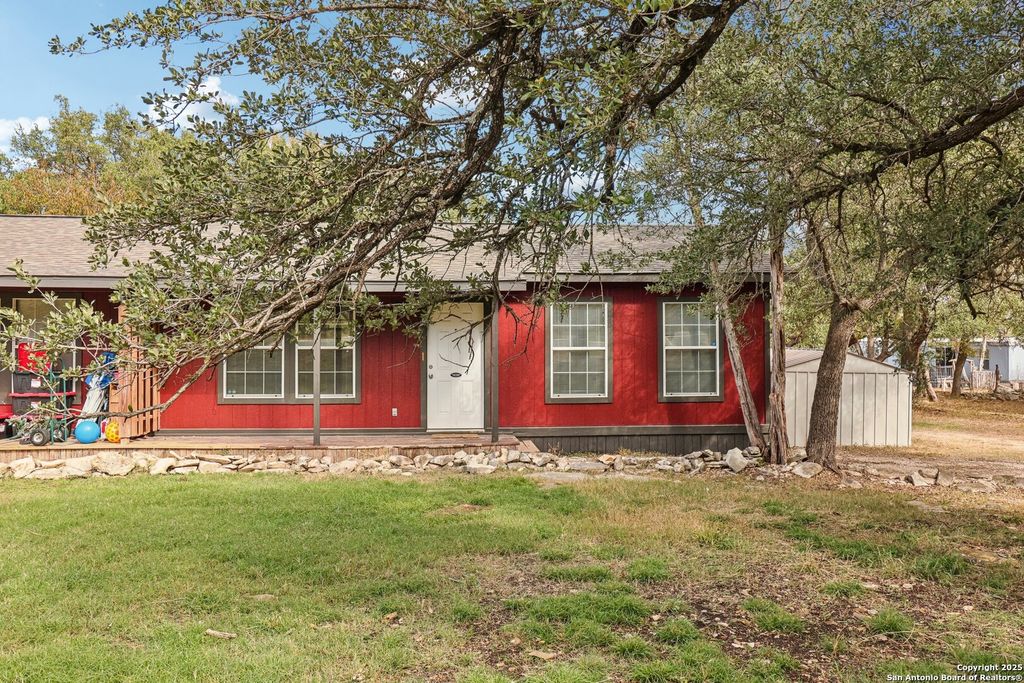2381 Cypress Gardens, Spring Branch, TX 78070