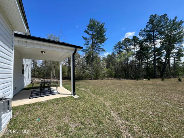 134 Pinnacle Court, Raeford, NC 28376