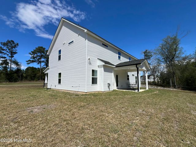 134 Pinnacle Court, Raeford, NC 28376