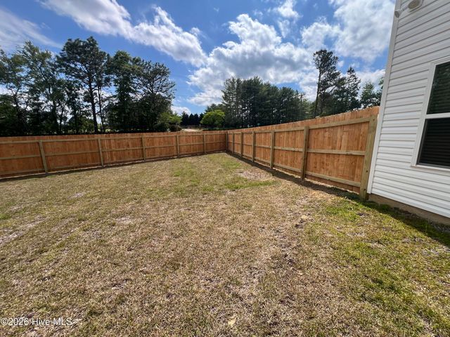 134 Pinnacle Court, Raeford, NC 28376
