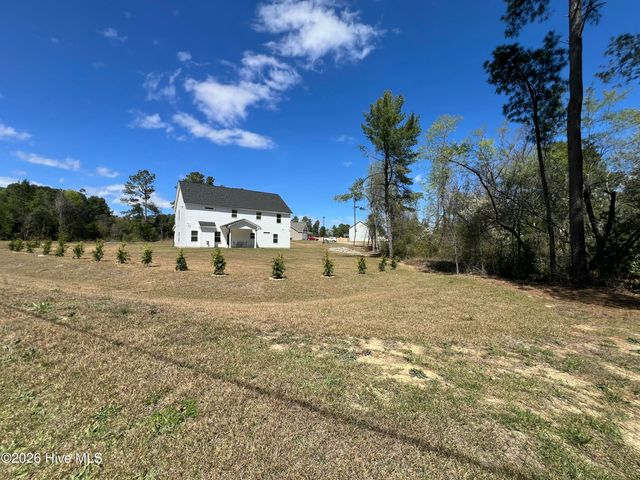 134 Pinnacle Court, Raeford, NC 28376