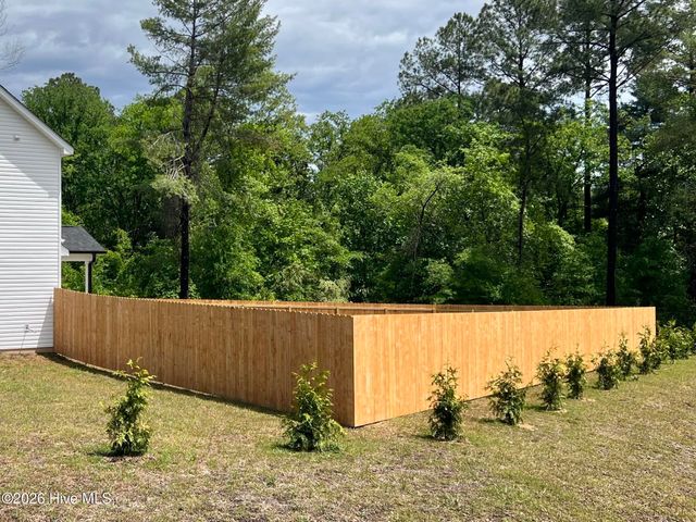 134 Pinnacle Court, Raeford, NC 28376