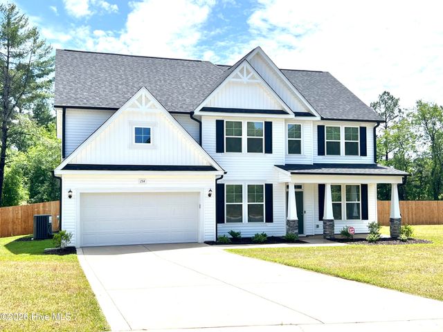 134 Pinnacle Court, Raeford, NC 28376