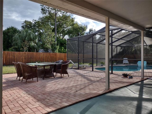 2754 RENATTA DRIVE, Belleair Bluffs, FL 33770