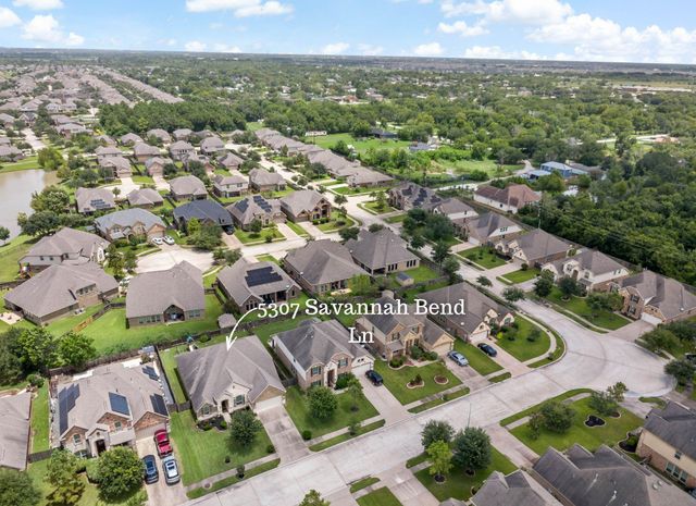 5307 Savannah Bend Drive, Rosharon, TX 77583