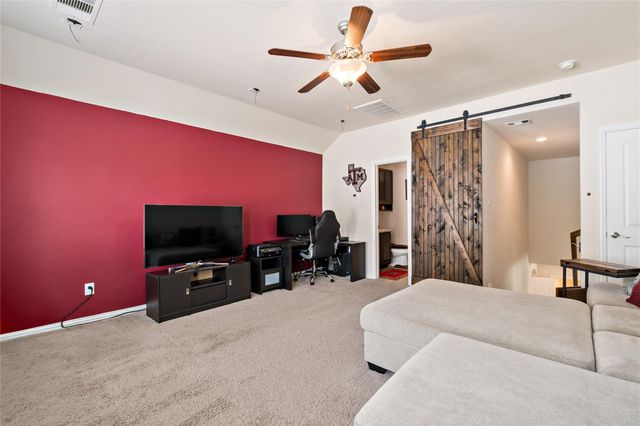 5307 Savannah Bend Drive, Rosharon, TX 77583