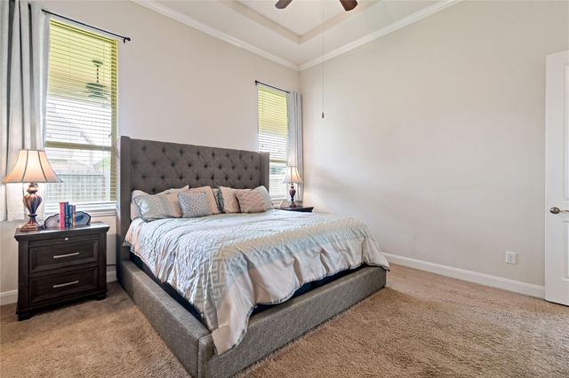 5307 Savannah Bend Drive, Rosharon, TX 77583