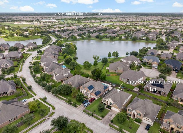 5307 Savannah Bend Drive, Rosharon, TX 77583