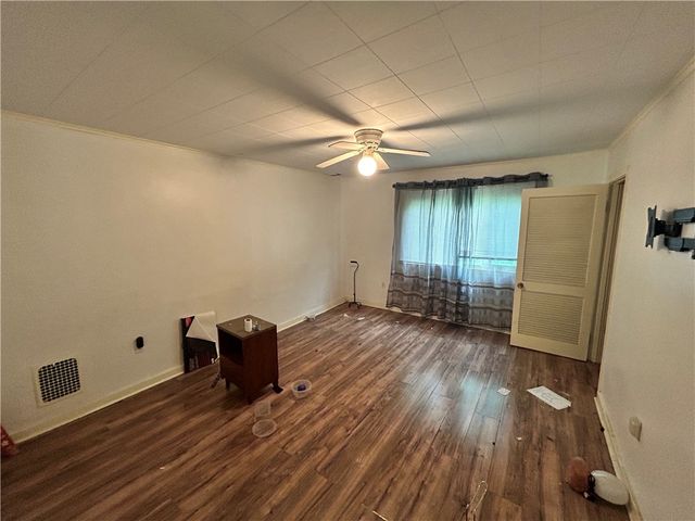 2510 Banker St, Mckeesport, PA 15132