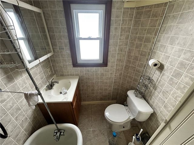2510 Banker St, Mckeesport, PA 15132