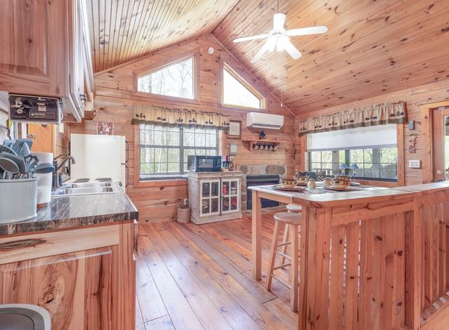 746 High Ridge Road, Murphy, NC 28906