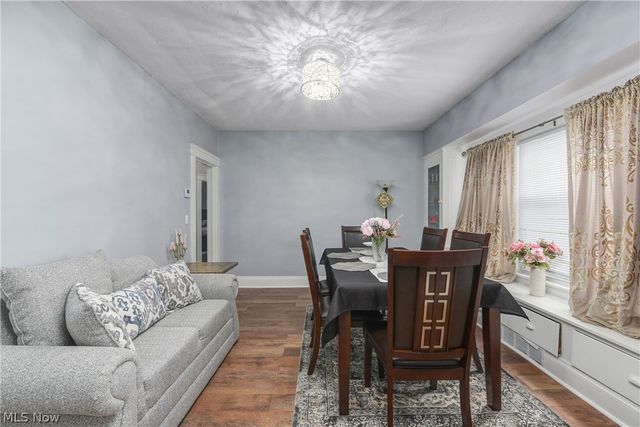 1631 Cohassett Avenue, Lakewood, OH 44107