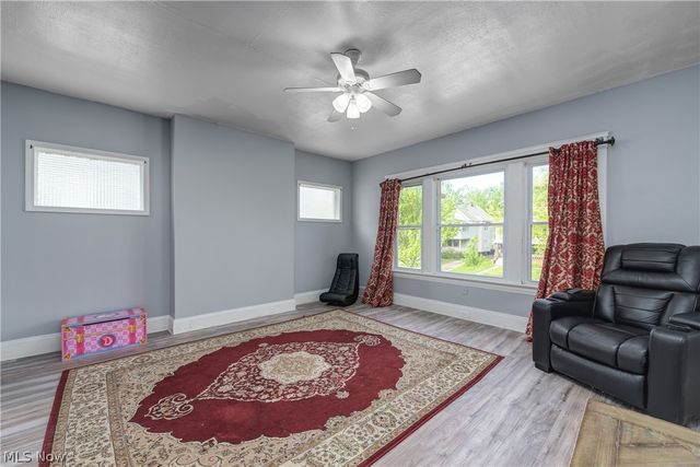 1631 Cohassett Avenue, Lakewood, OH 44107