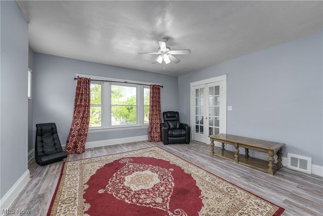 1631 Cohassett Avenue, Lakewood, OH 44107