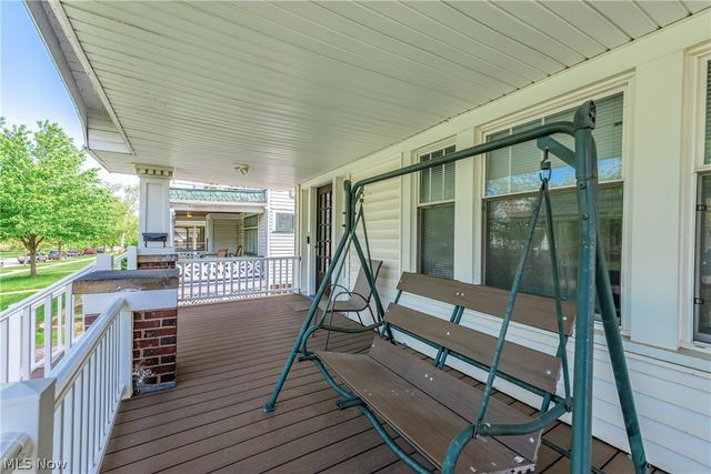 1631 Cohassett Avenue, Lakewood, OH 44107