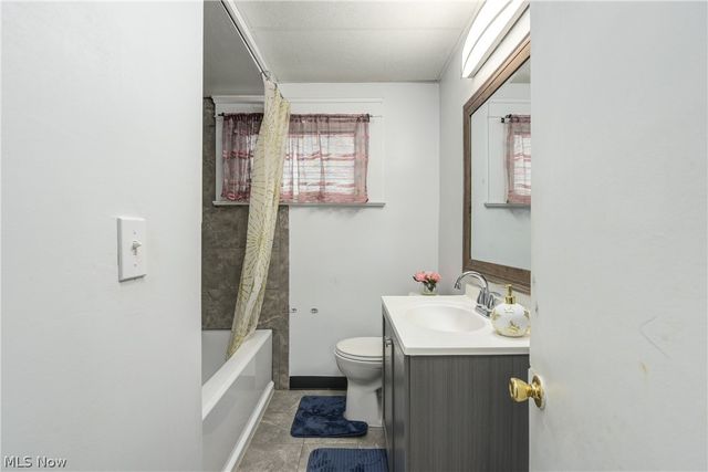 1631 Cohassett Avenue, Lakewood, OH 44107