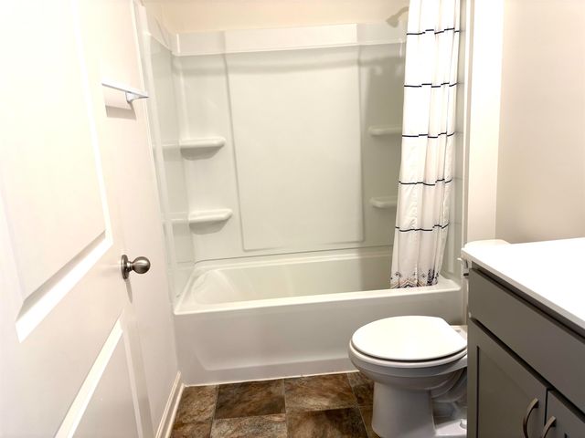 5150 SHELLBACK DR, Millington, TN 38053