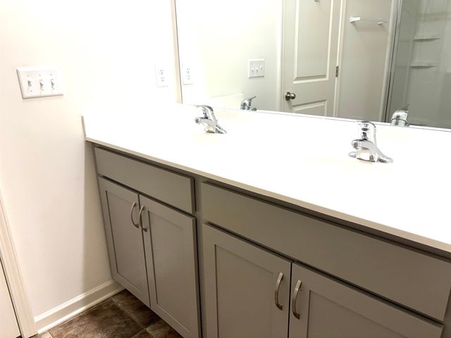 5150 SHELLBACK DR, Millington, TN 38053