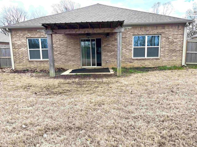 5150 SHELLBACK DR, Millington, TN 38053