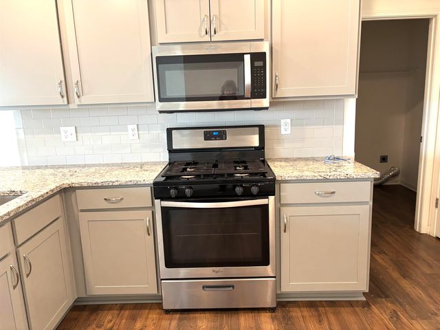 5150 SHELLBACK DR, Millington, TN 38053