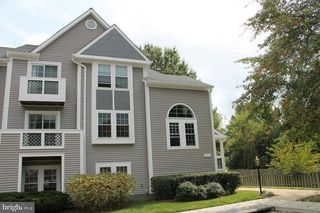 12926-B GRAYS POINTE RD #12926B, Fairfax, VA 22033