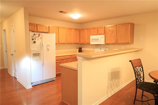 28 Princeton Avenue, Adairsville, GA 30103