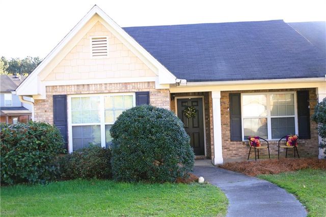 28 Princeton Avenue, Adairsville, GA 30103