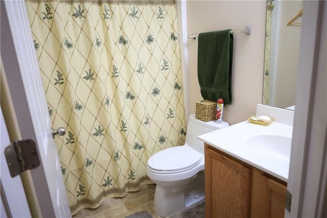 28 Princeton Avenue, Adairsville, GA 30103