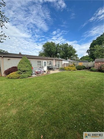 492 Booth Court, Rahway, NJ 07065