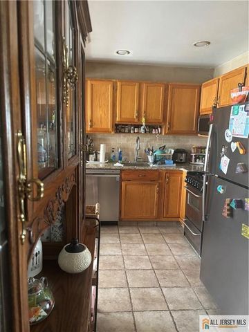 492 Booth Court, Rahway, NJ 07065